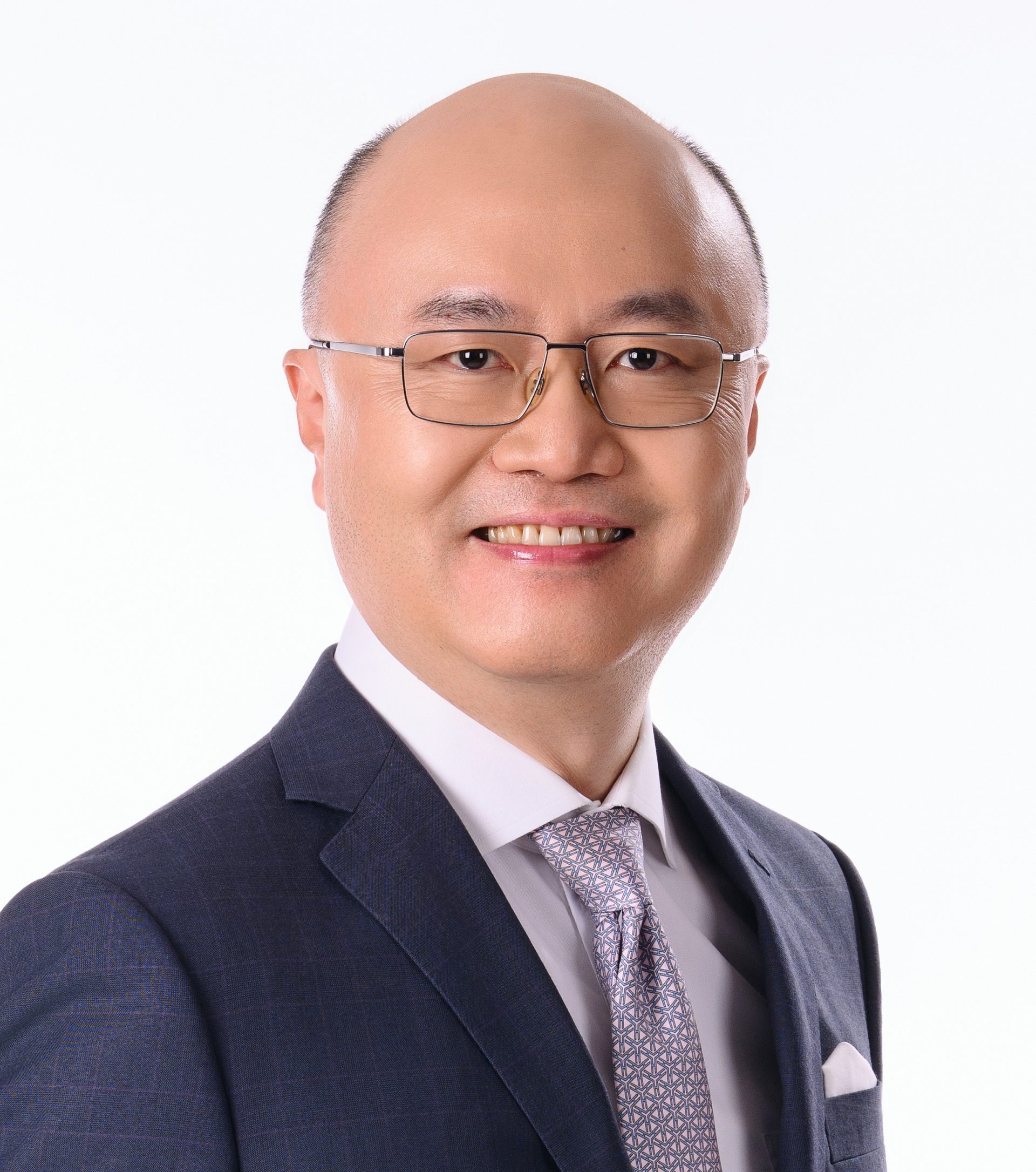 Headshot of Michael Fang